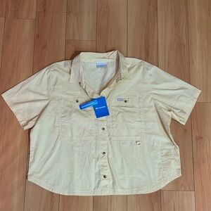 Columbia Women’s Brea Falls Woven short sleeve shirt